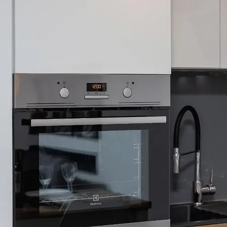 Zablocie Pet-friendly Slusarska By Renters Apartament *